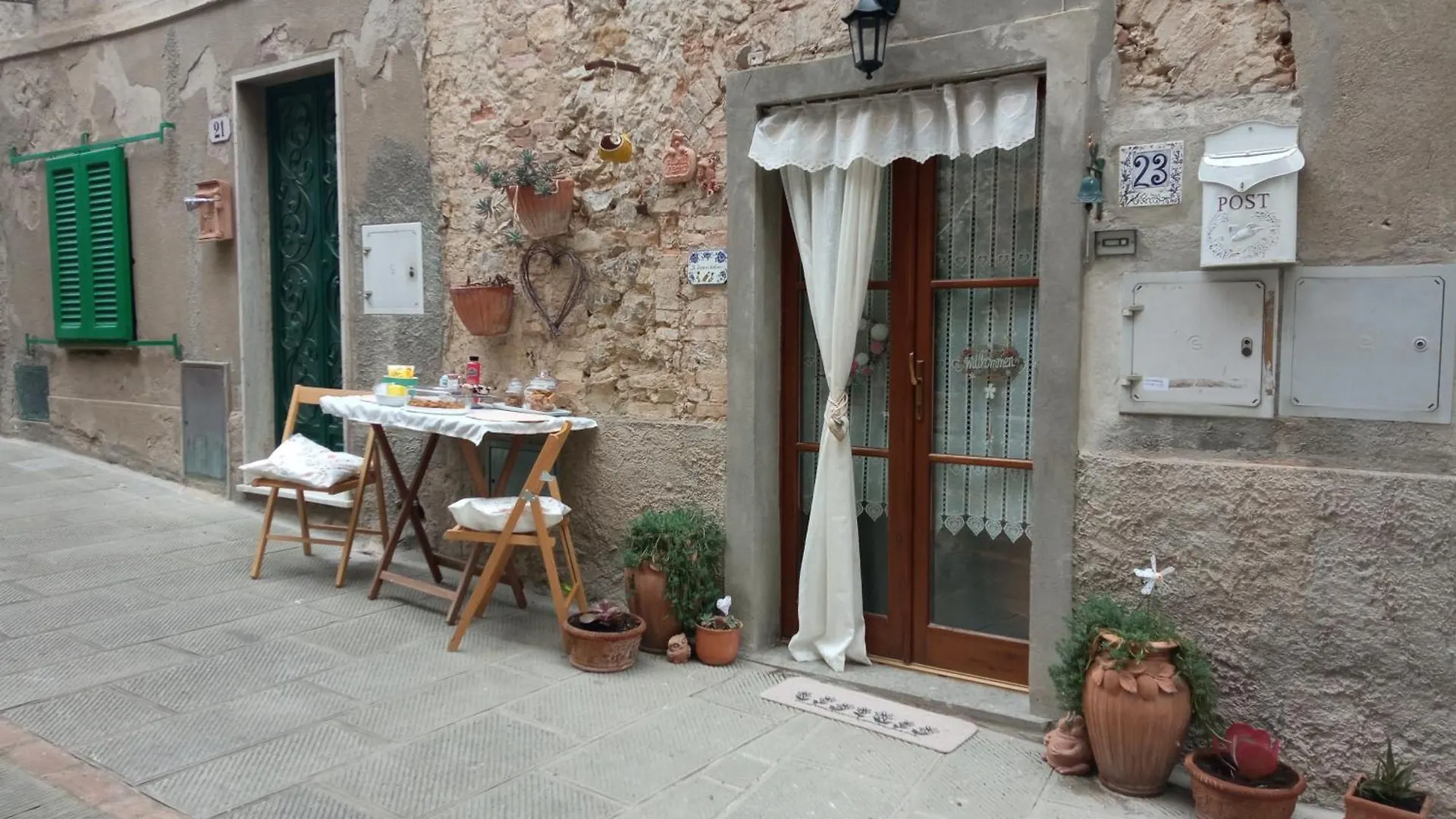 Le Rose E I Violini Villa Canneto  Holiday home Canneto (Pisa)